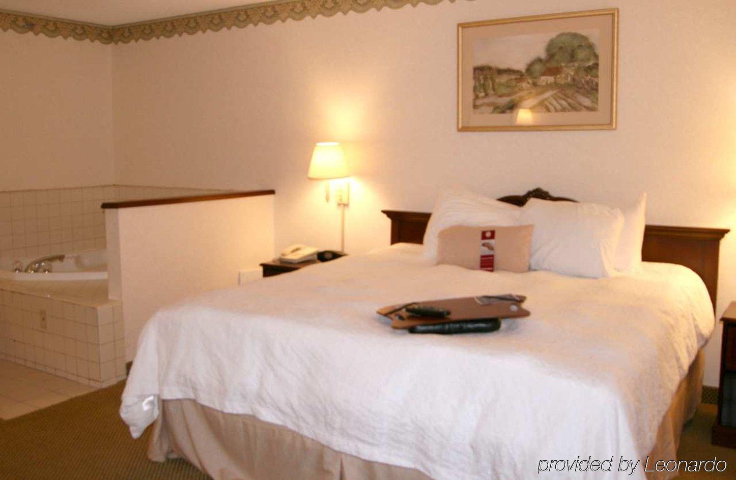 Comfort Inn, Cleveland South - Richfield Room photo